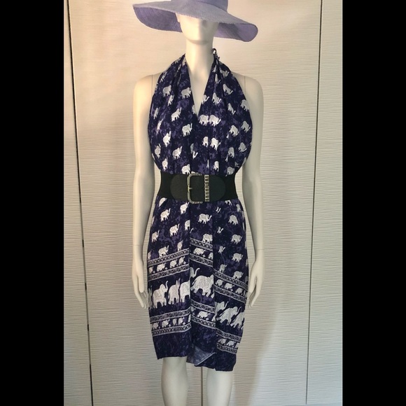 Versatile Beach wrap- sarong - Picture 2 of 6